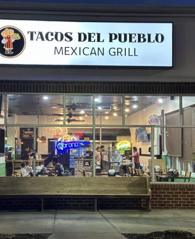 Tacos del Pueblo Mexican Grill